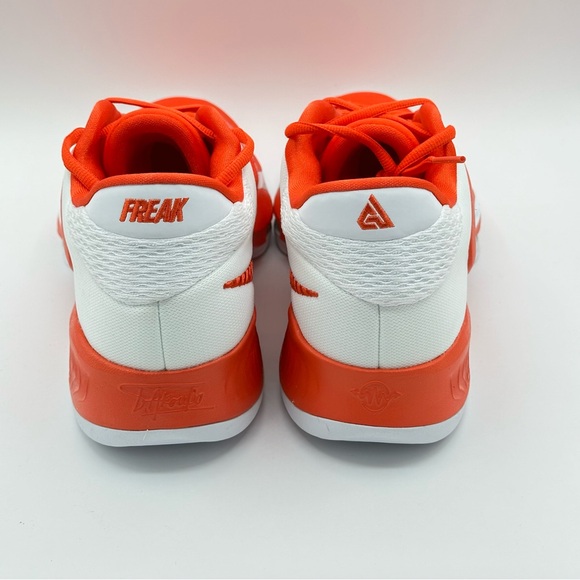 Mens Size 11.5 Orange Nike Zoom Freak 4 TB Promo Basketball Shoes DX6652 802 - Picture 4 of 7